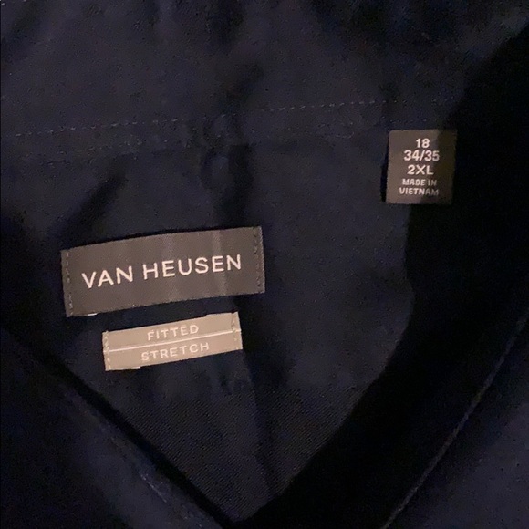 Men’s button down dress shirt - Picture 2 of 3